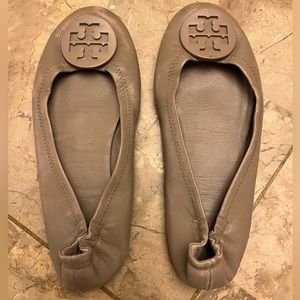 Used Tory Burch ballet flats Tan size 6.5